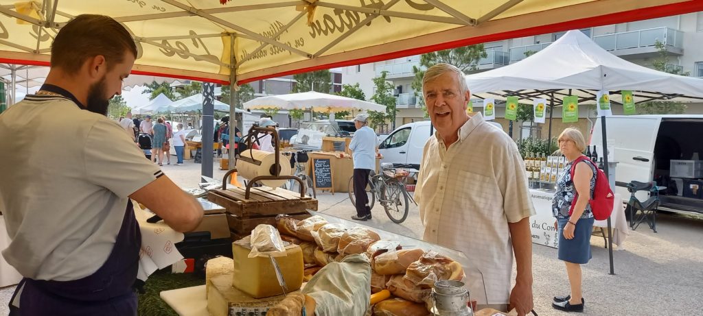 Nouveau : Le marché du vendredi soir !